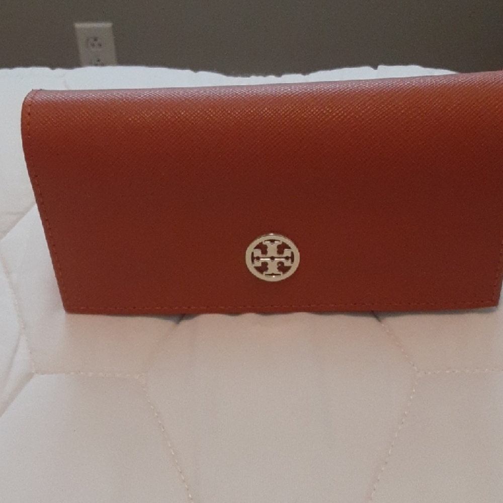 Euc! Tory Burch 😎